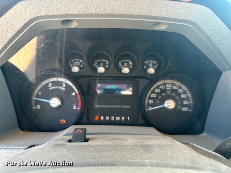 image for item EJ8943 2016 Ford F550 SuperCab utility / service truck 