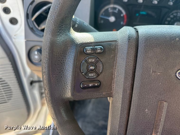 image for item EJ8943 2016 Ford F550 SuperCab utility / service truck 