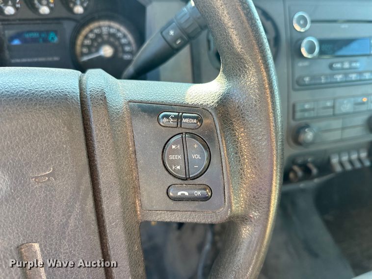 image for item EJ8943 2016 Ford F550 SuperCab utility / service truck 