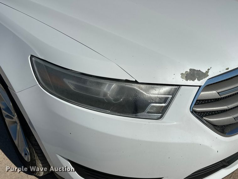 image for item EJ8947 2016 Ford Taurus  