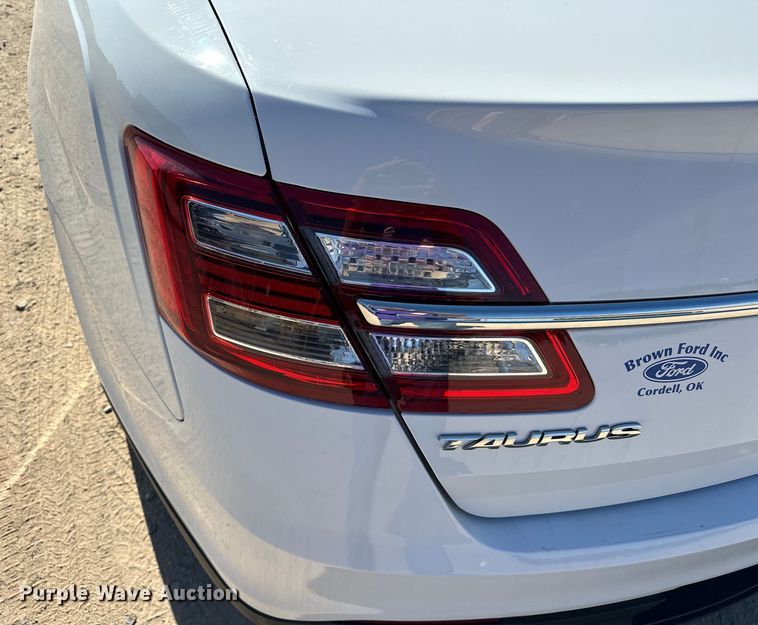 image for item EJ8947 2016 Ford Taurus  