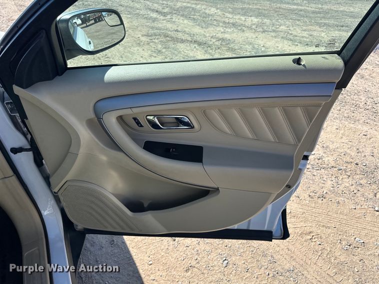 image for item EJ8947 2016 Ford Taurus  