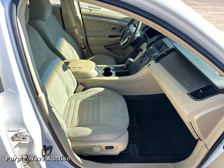 image for item EJ8947 2016 Ford Taurus  