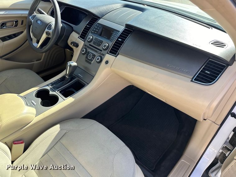 image for item EJ8947 2016 Ford Taurus  