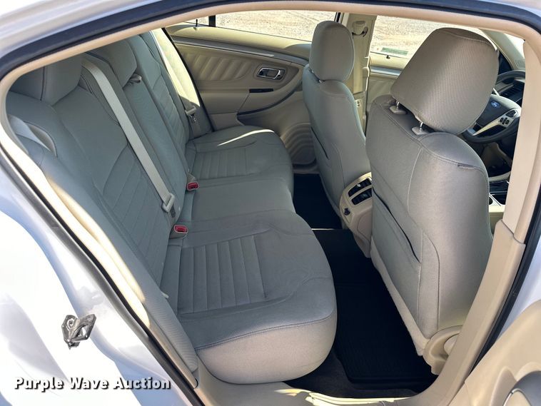 image for item EJ8947 2016 Ford Taurus  