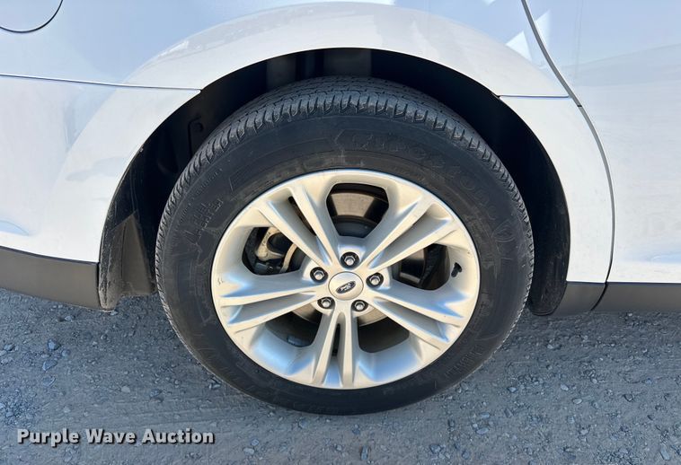 image for item EJ8947 2016 Ford Taurus  