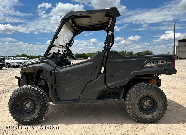 image for item EJ8949 2021 Honda Pioneer 1000 utility vehicle