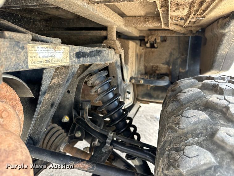 image for item EJ8949 2021 Honda Pioneer 1000 utility vehicle