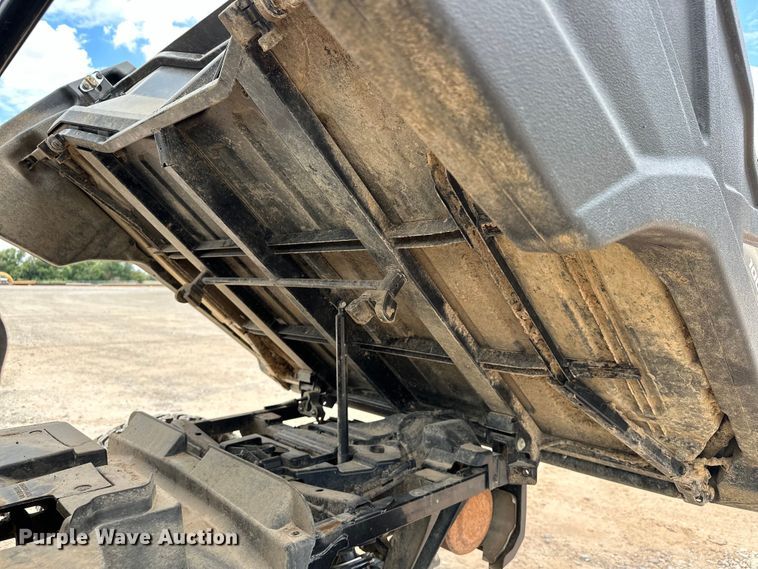 image for item EJ8949 2021 Honda Pioneer 1000 utility vehicle