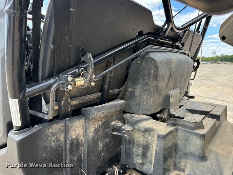 image for item EJ8949 2021 Honda Pioneer 1000 utility vehicle