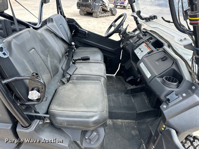 image for item EJ8949 2021 Honda Pioneer 1000 utility vehicle