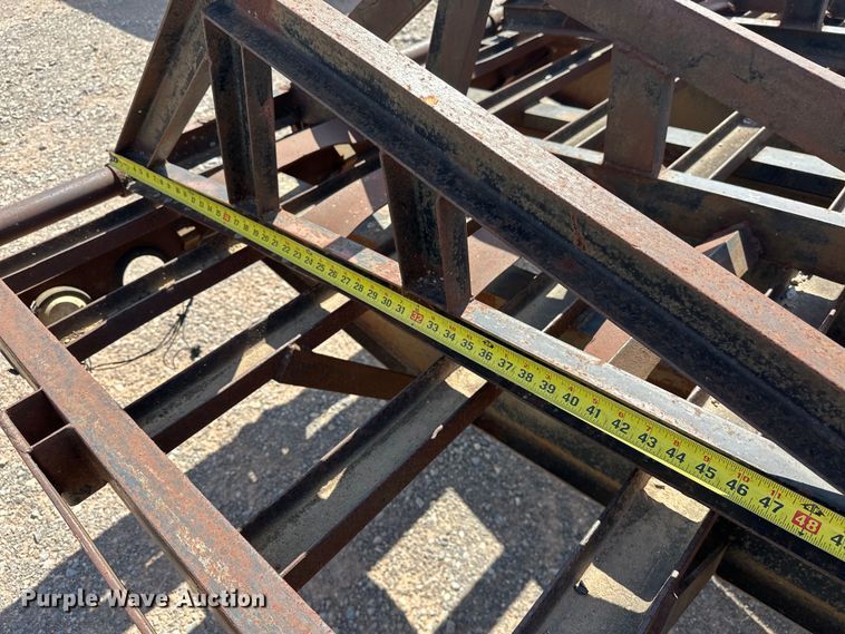 image for item EJ8953 1989 Dovetail 32X8 equipment trailer