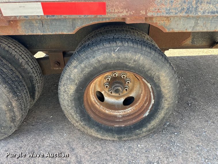 image for item EJ8953 1989 Dovetail 32X8 equipment trailer