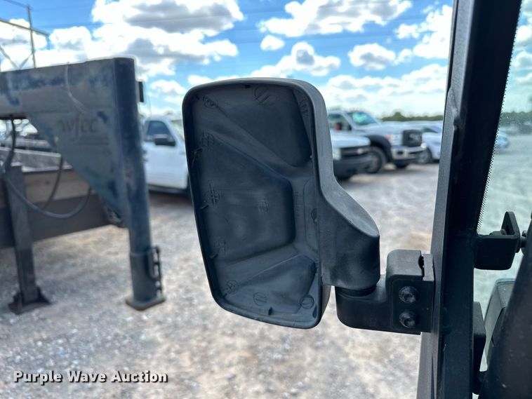 image for item EJ8954 2018 Kawasaki  Mule 4010 utility vehicle