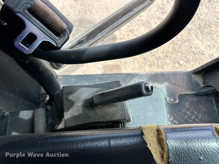 image for item EJ8954 2018 Kawasaki  Mule 4010 utility vehicle