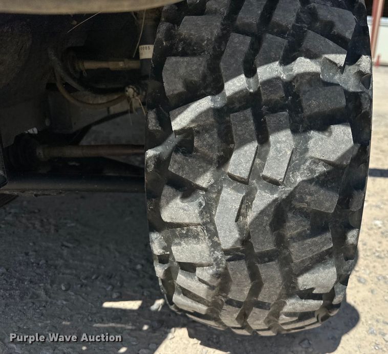 image for item EJ8954 2018 Kawasaki  Mule 4010 utility vehicle