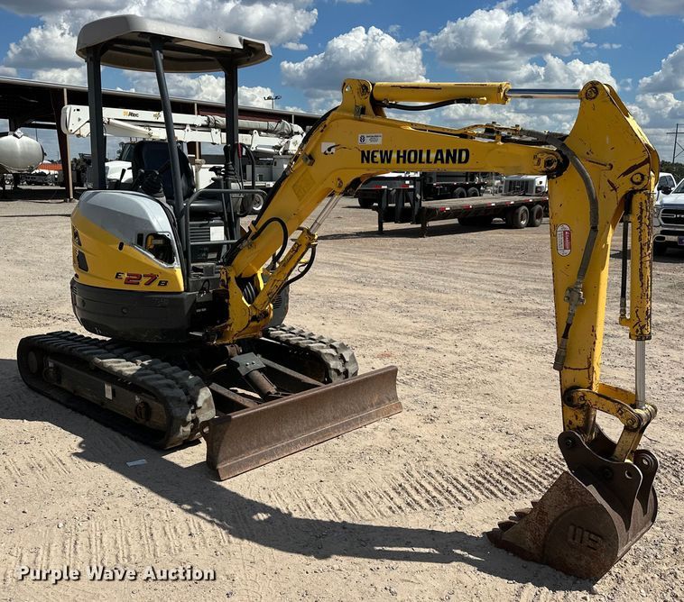 image for item EJ8955 2012 New Holland  E27B mini excavator