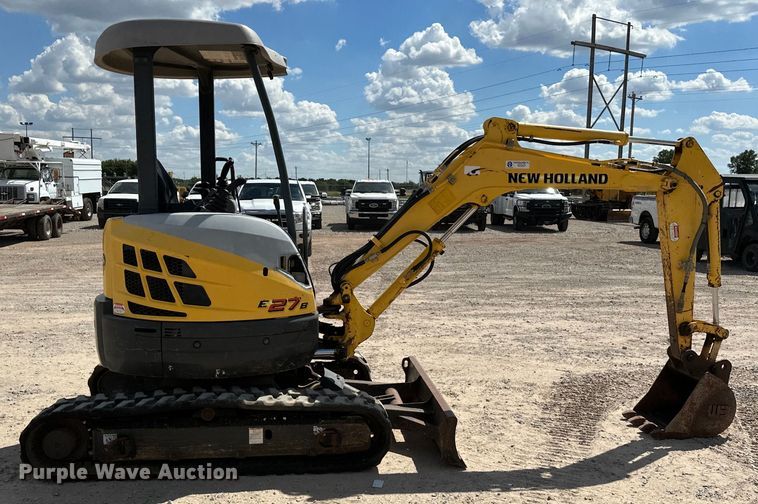 image for item EJ8955 2012 New Holland  E27B mini excavator