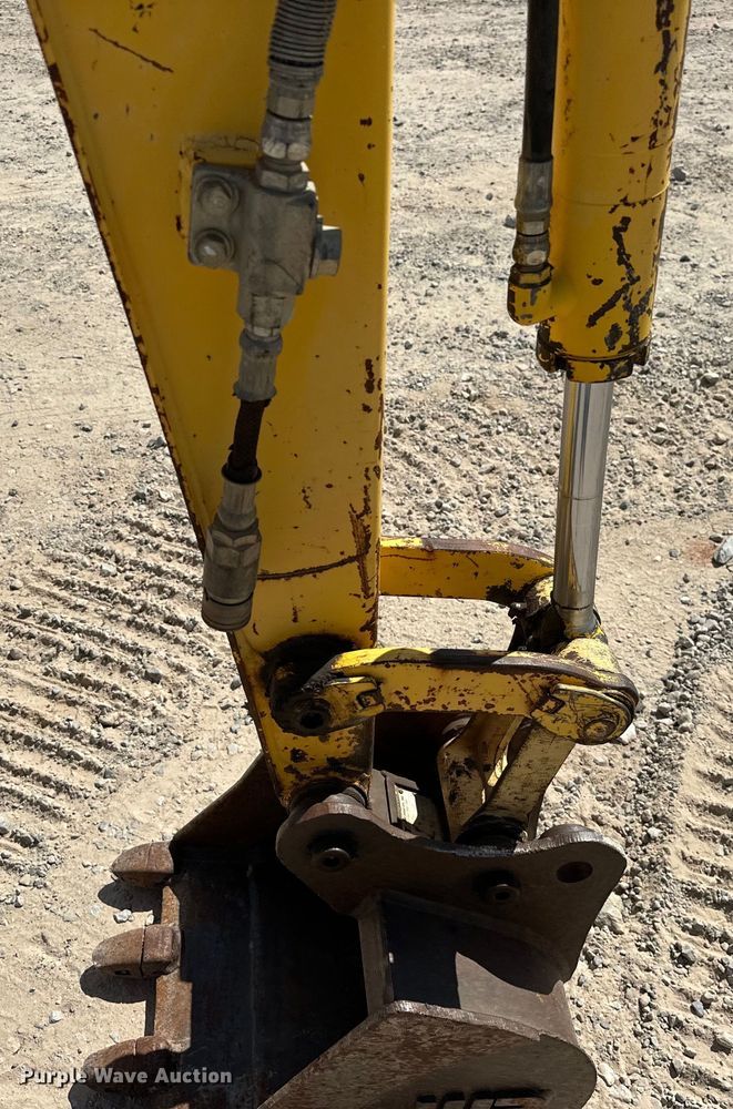 image for item EJ8955 2012 New Holland  E27B mini excavator