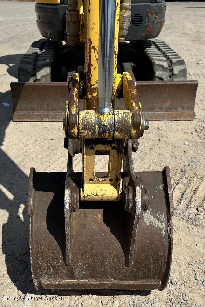 image for item EJ8955 2012 New Holland  E27B mini excavator