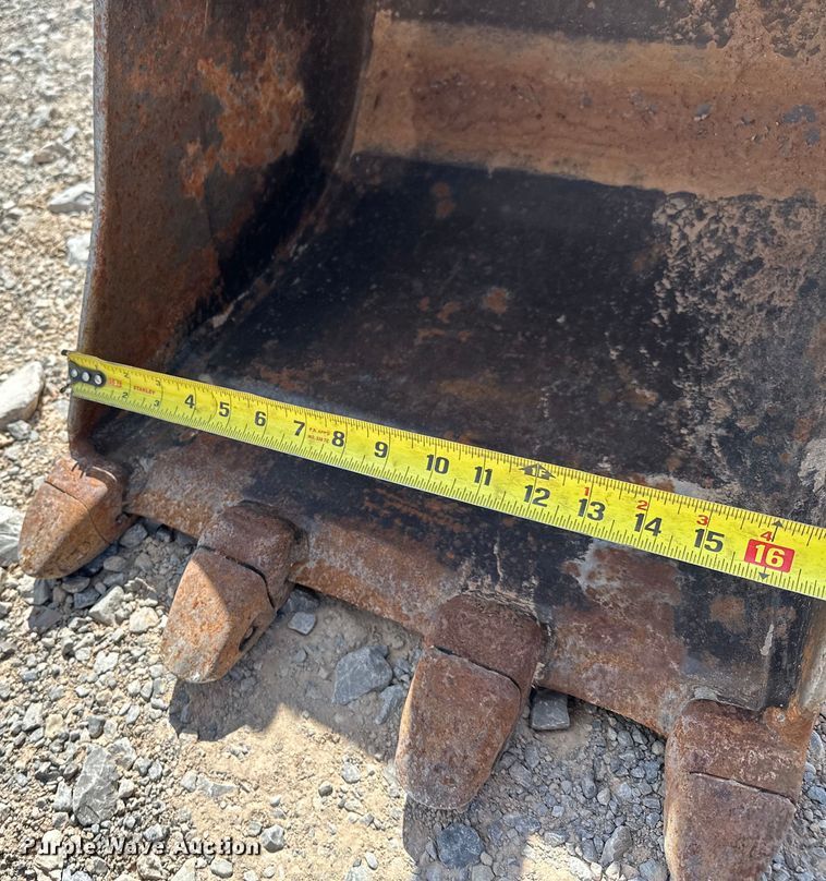 image for item EJ8955 2012 New Holland  E27B mini excavator