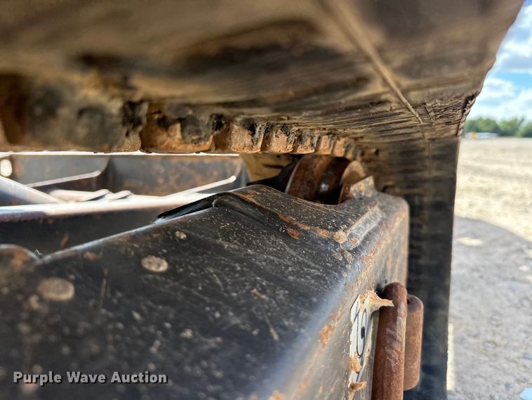 image for item EJ8955 2012 New Holland  E27B mini excavator