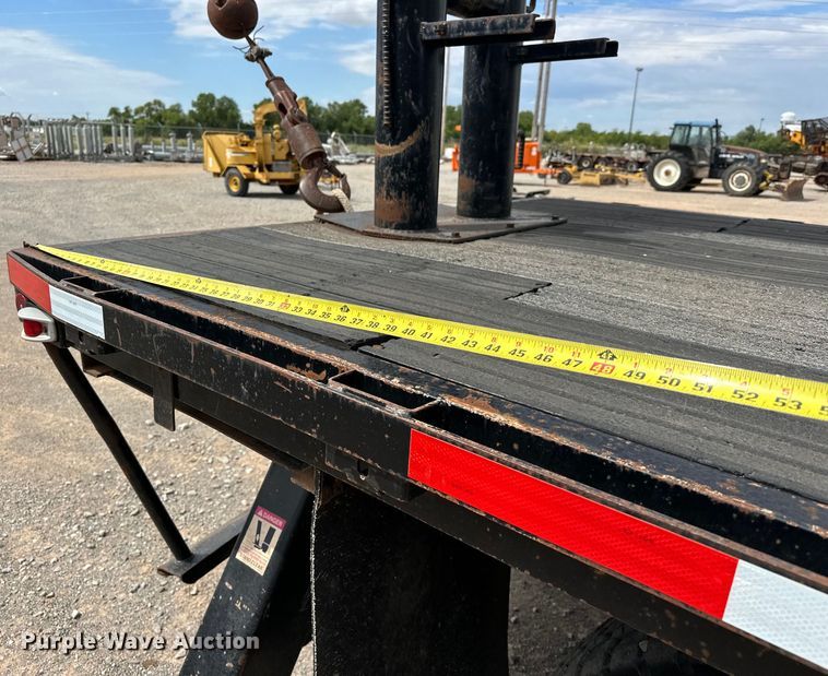 image for item EJ8956 2006 International  7400 crane truck