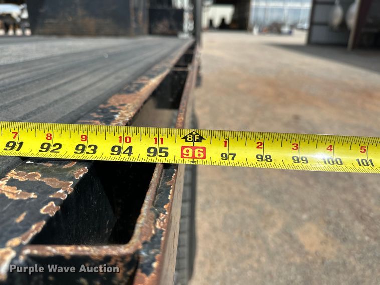 image for item EJ8956 2006 International  7400 crane truck