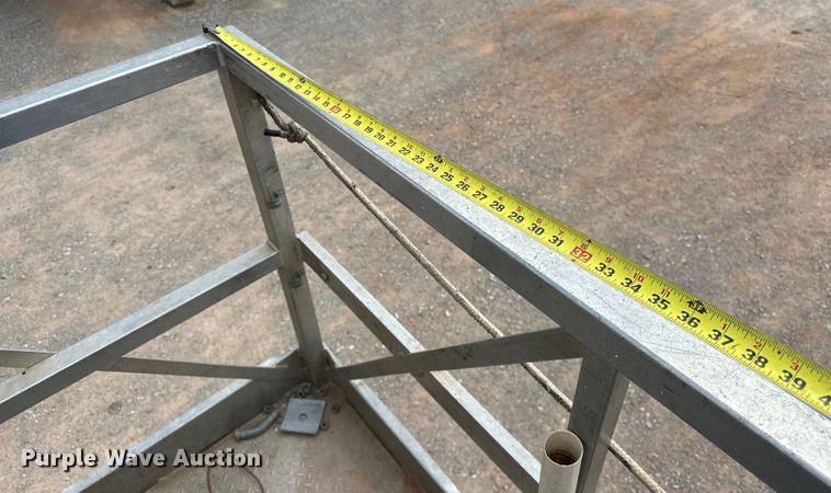 image for item EJ8964 2006 International  7600 bucket truck