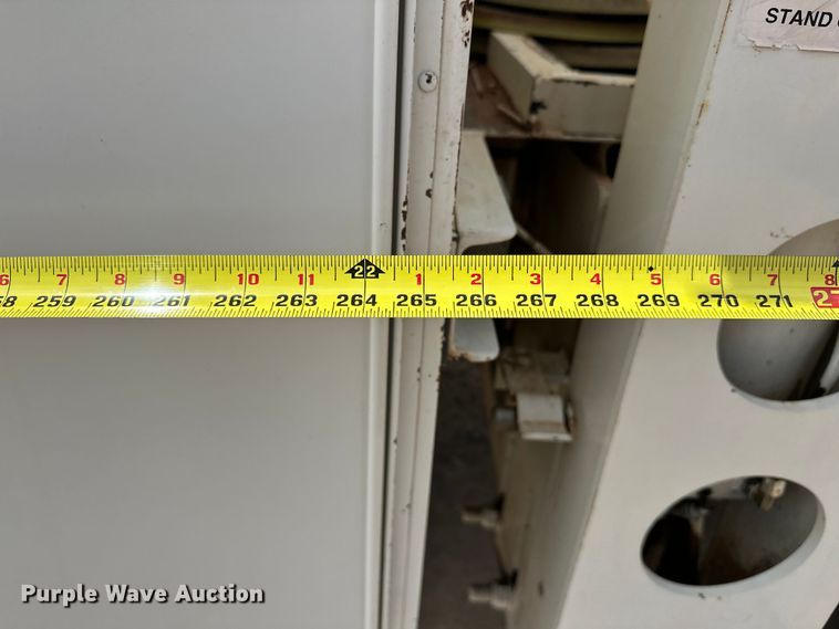 image for item EJ8964 2006 International  7600 bucket truck