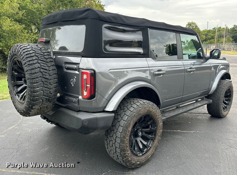 image for item EJ8966 2021 Ford Bronco 