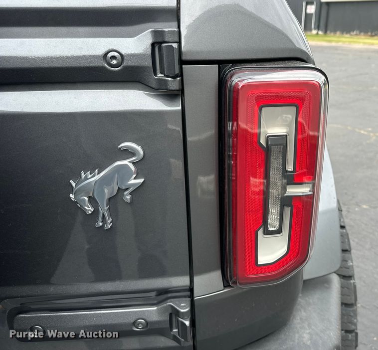 image for item EJ8966 2021 Ford Bronco 