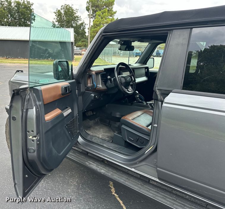 image for item EJ8966 2021 Ford Bronco 