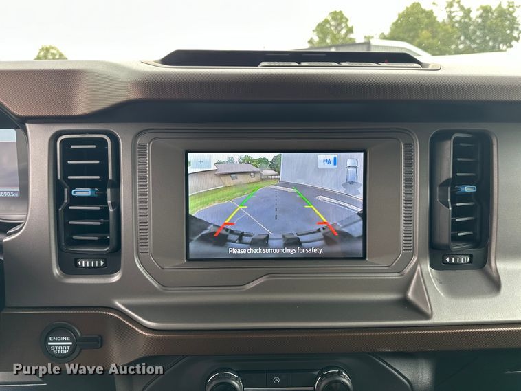 image for item EJ8966 2021 Ford Bronco 