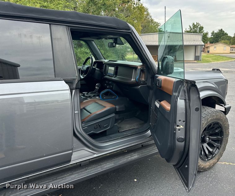 image for item EJ8966 2021 Ford Bronco 