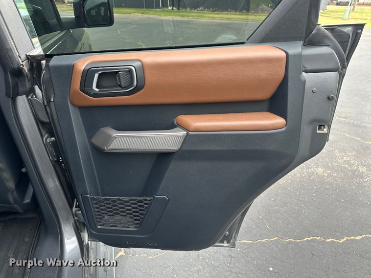 image for item EJ8966 2021 Ford Bronco 