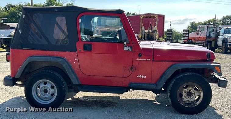 image for item EK3062 1998 Jeep Wrangler SUV