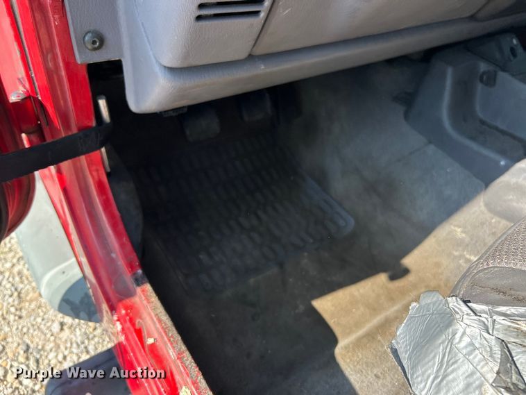 image for item EK3062 1998 Jeep Wrangler SUV