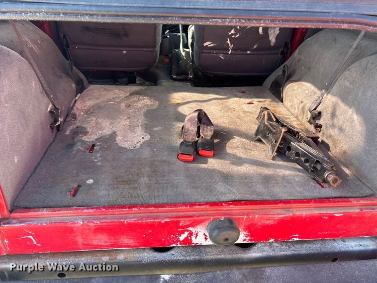 image for item EK3062 1998 Jeep Wrangler SUV