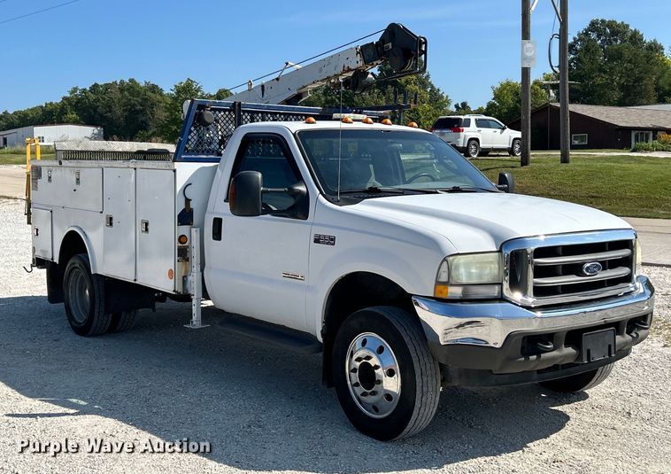 image for item EK3234 2004 Ford F550 Super Duty XLT utility / service truck