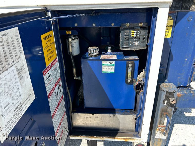 image for item EK3234 2004 Ford F550 Super Duty XLT utility / service truck