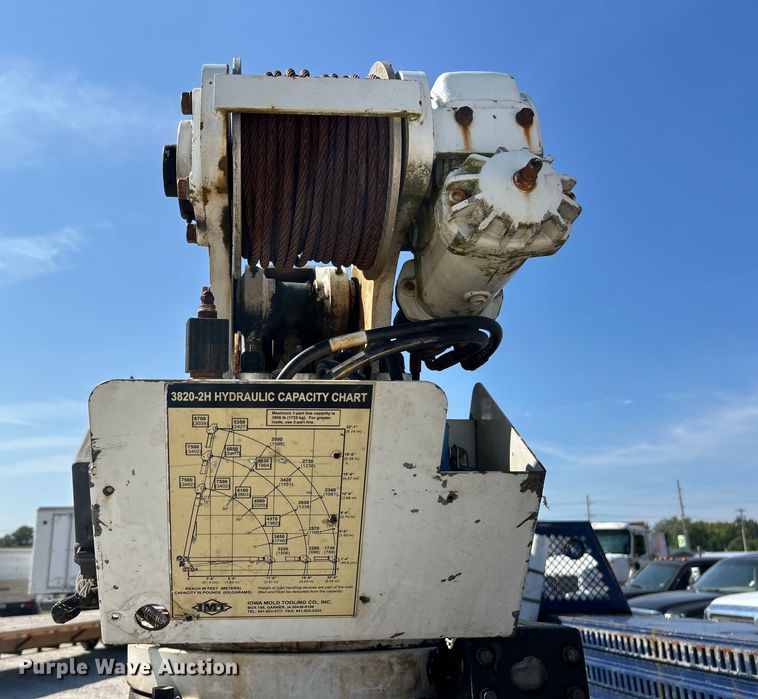 image for item EK3234 2004 Ford F550 Super Duty XLT utility / service truck