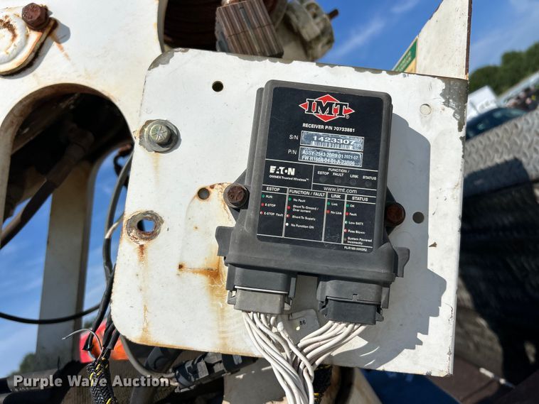 image for item EK3234 2004 Ford F550 Super Duty XLT utility / service truck