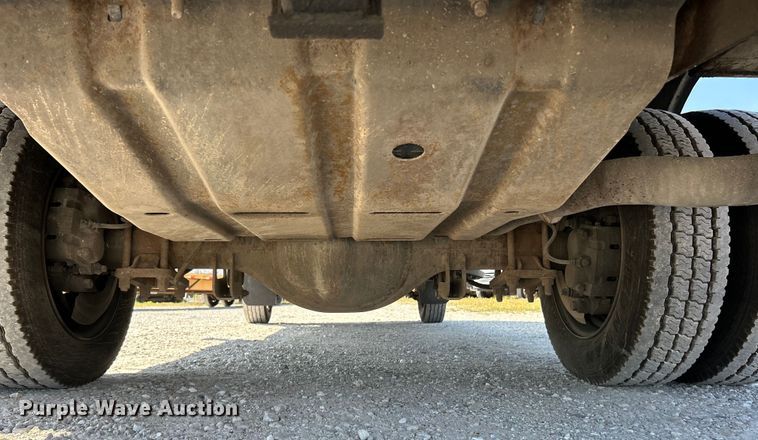 image for item EK3234 2004 Ford F550 Super Duty XLT utility / service truck