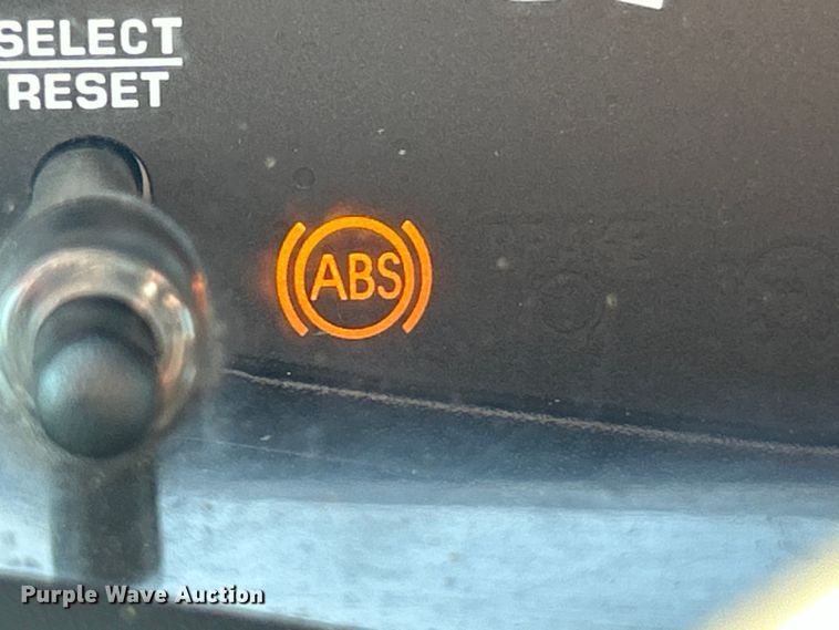 image for item EK3234 2004 Ford F550 Super Duty XLT utility / service truck