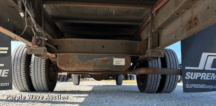 image for item EK3237 2007 Ford E350 Super Duty delivery truck