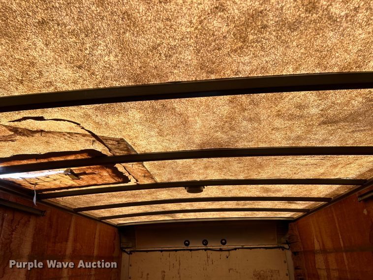 image for item EK3237 2007 Ford E350 Super Duty delivery truck