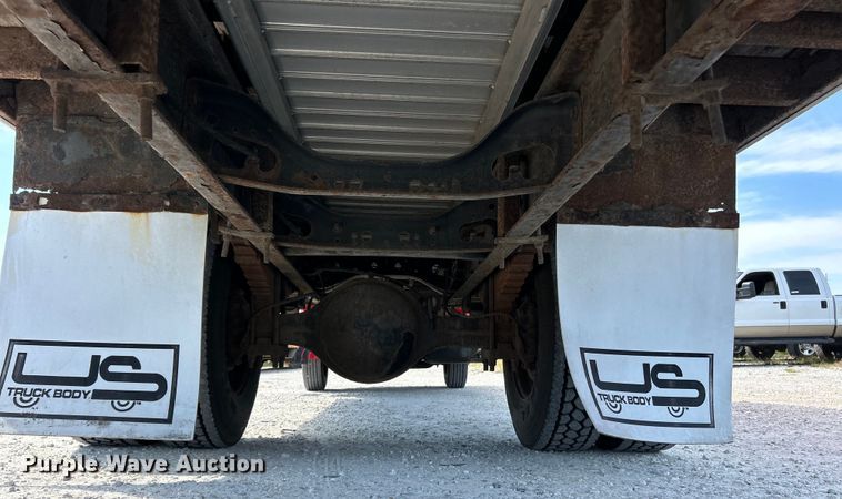 image for item EK3239 2005 International  4300 box truck