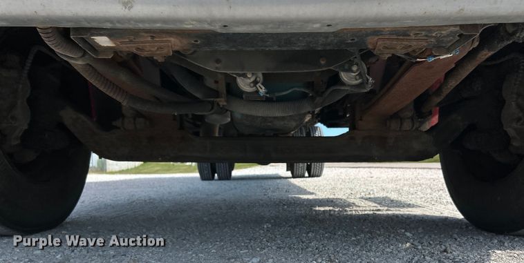 image for item EK3239 2005 International  4300 box truck