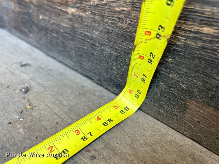 image for item EK3239 2005 International  4300 box truck